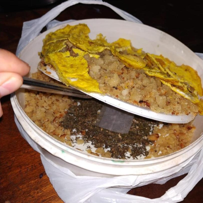 Quisieron ingresar una vianda de reviro y huevos fritos con marihuana
