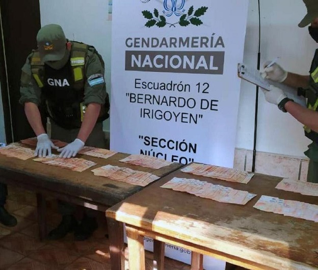 Incautaron $1 millón en un camión sobre la ruta 14