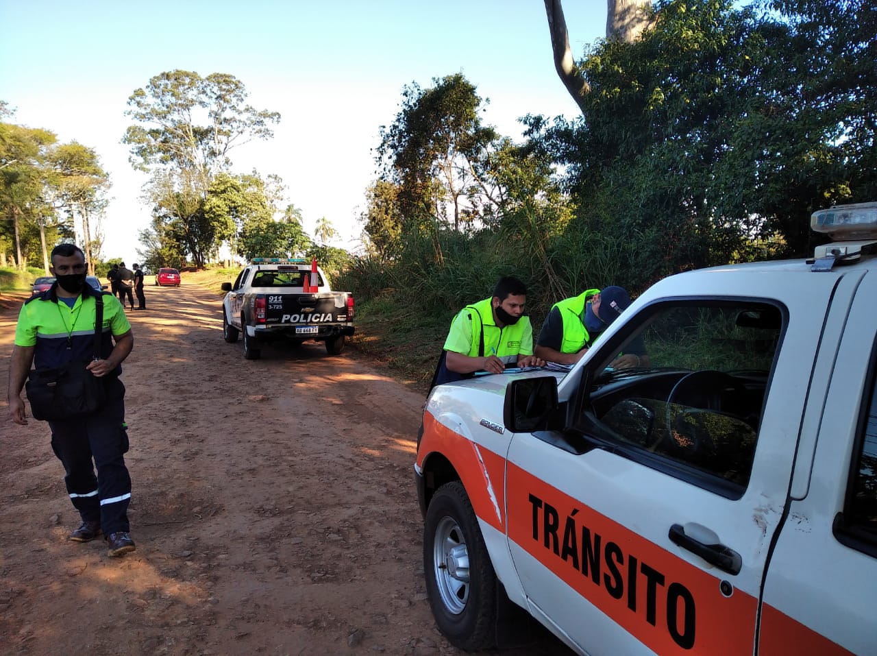OperativoSeguridadVial: Se retuvieron cuatro remises y siete motocicletas en los controles
