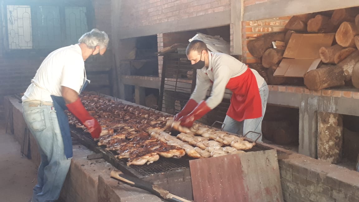 La comunidad colabora con la Parroquia Sagrado Corazón de Jesús