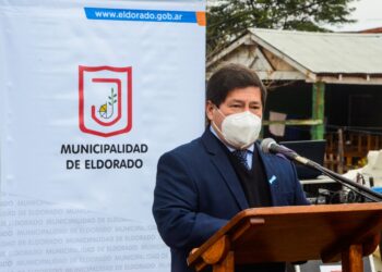 Oscar Alarcón: «La plazoleta del barrio Belgrano será una de las mejores de Eldorado»
