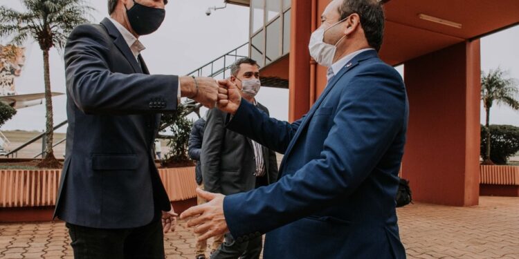Misiones reclama una tasa diferencial para el aeropuerto de Puerto Iguazú