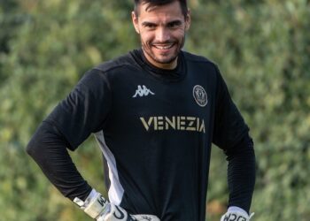 “Chiquito” Romero debutó con triunfo en Venezia