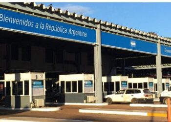 Finalmente habilitaron el paso terrestre de argentinos a Brasil