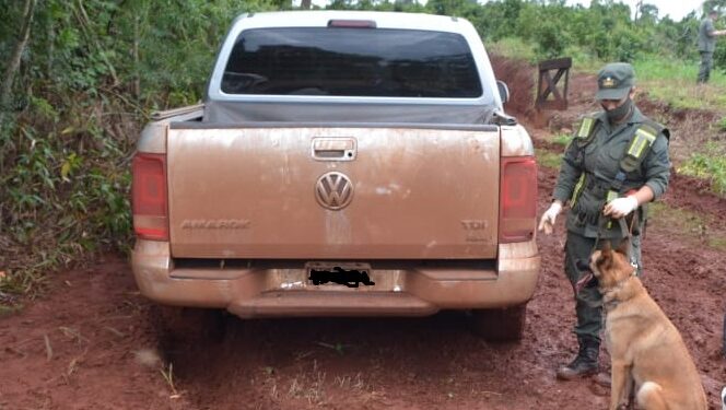 Escuadrón 10 Eldorado: Abandonaron camioneta con más de 100 kilos de droga