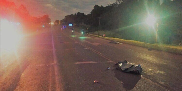 Dos jóvenes fallecidos en choque en el acceso a Garuhapé