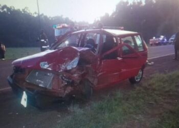 Dos heridos en colisión frontal sobre ruta provincial 17