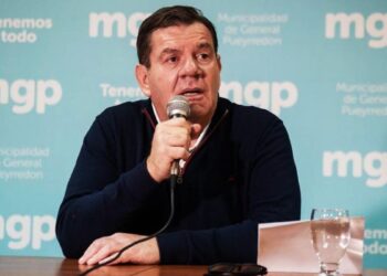 Un intendente pidió la renuncia de todos sus funcionarios de Cultura por un error insólito