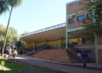 El Samic suspenden las extracciones y los turnos de laboratorio