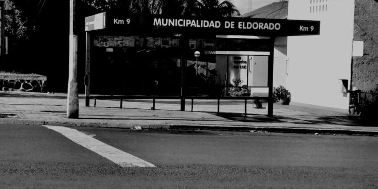 Eldorado: La primera ciudad sin servicio urbano nocturno