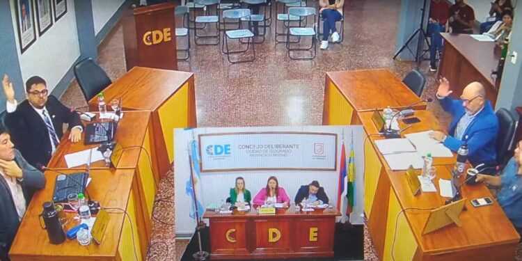 Pedido de informes sobre el viaje del intendente