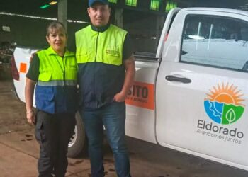 Destacada actuación de agentes de tránsito municipal, socorriendo a un menor