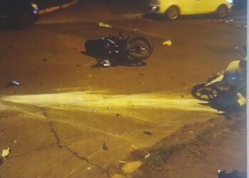 Hace Instante: Violento Accidente en Cruce Peligroso de Calle Paraguay