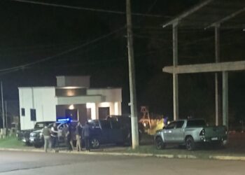 Operativo de Gendarmería en Eldorado III: Intervienen Camioneta Amarok Gris