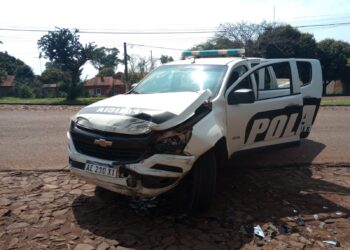 Operativo Cerrojo en la Localidad de 9 de Julio: Camioneta colisiona con móvil policial y se da a la fuga