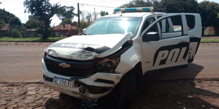 Operativo Cerrojo en la Localidad de 9 de Julio: Camioneta colisiona con móvil policial y se da a la fuga