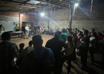 Vecinos exigen soluciones ante cambios arbitrarios en el servicio de colectivos urbanos