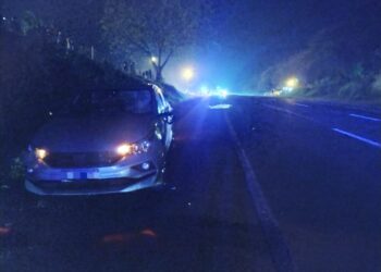 Un hombre falleció tras ser embestido por un auto