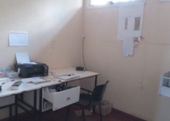 Delincuentes roban equipo informático y medicamentos en el CAPS de Los Lapachos: La comunidad está indignada