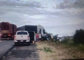 Tragedia en la BR-290: un niño argentino de 5 años muere una colisión entre un auto y un camión