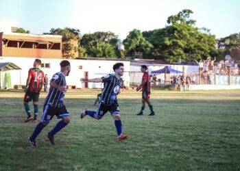 Nacional de Pto. Piray sorprendió a Brown y quedó a un paso del título