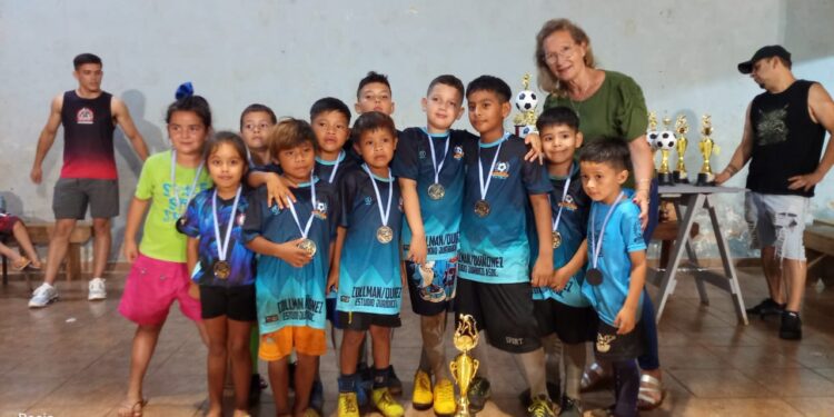 Gran cierre del Torneo de Futsal Infantil 2025 en Colonia Victoria