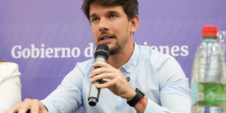 Romero Spinelli borró el video con la identidad del chico de la Epet Nº 1