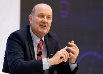 Sturzenegger: desde el Puerto de Eldorado puso a la forestoindustria misionera como ejemplo de los beneficios de la desregulación fluvial