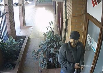 Robo a mano armada en un comercio del centro de Eldorado